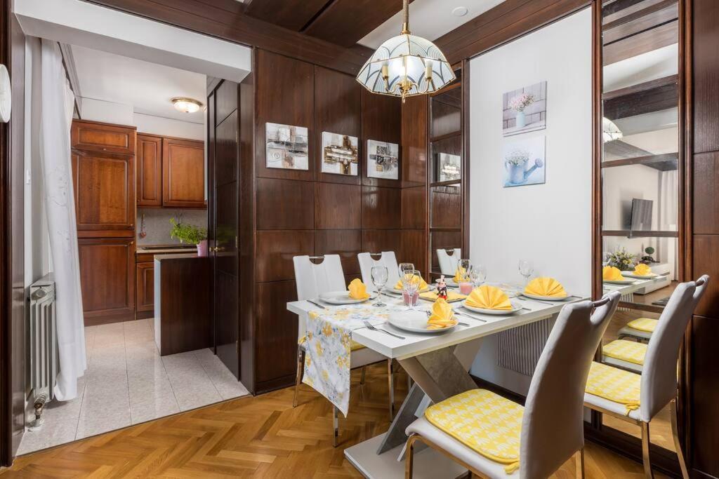 Deluxe Apartment Ana 100 M From The Beach Опатия Екстериор снимка